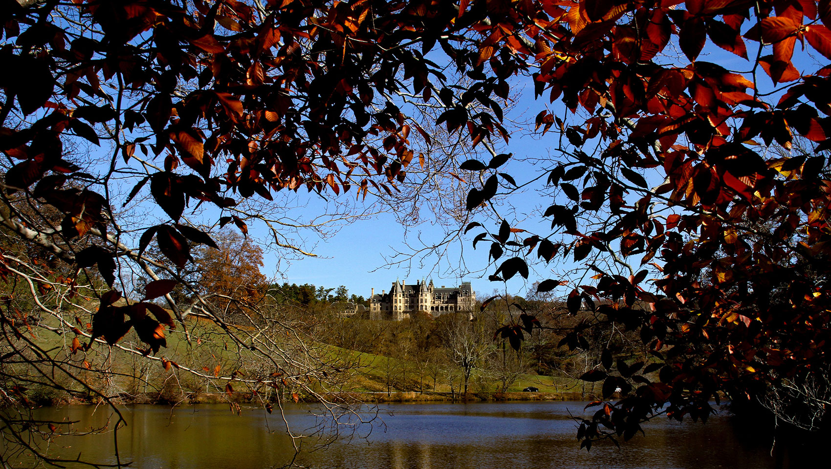 castle overlooking the lake